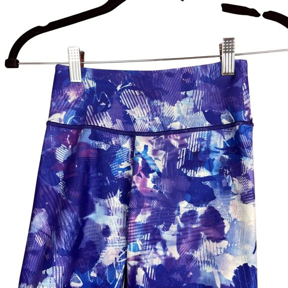 Peloton Wear It To Heart Set Womens Small Blue Purple Biker Shorts Sports Bra - Picture 3 of 13